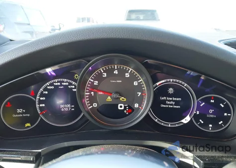 2022 Porsche Cayenne Coupe S/S Platinum Edition z USA, uszkodzony, nr VIN WP1BB2AY2NDA52117